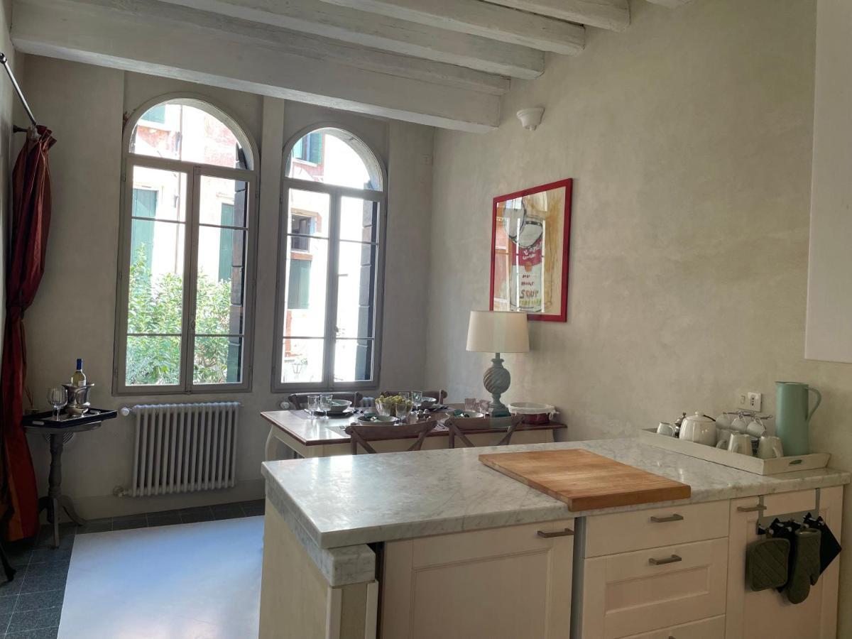 Ca Del Console Apartment Venice Luaran gambar