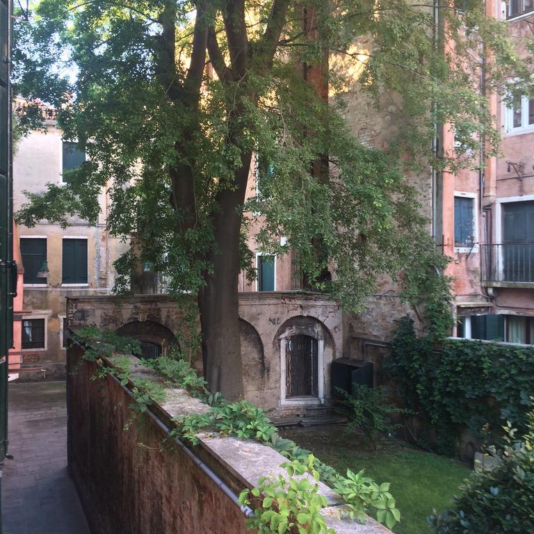 Ca Del Console Apartment Venice Luaran gambar